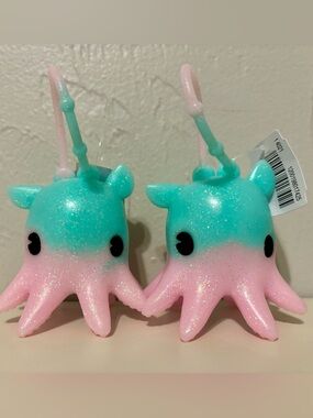 Bath & Body Works Octopus Ombré Pocketbac Sanitizer Holders x2